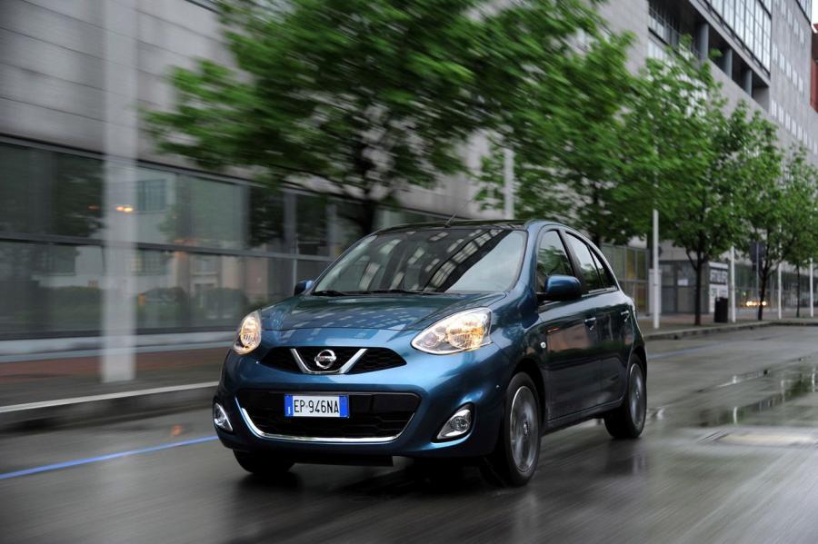  Nissan Micra 2013 года  (фото 25 из 36)